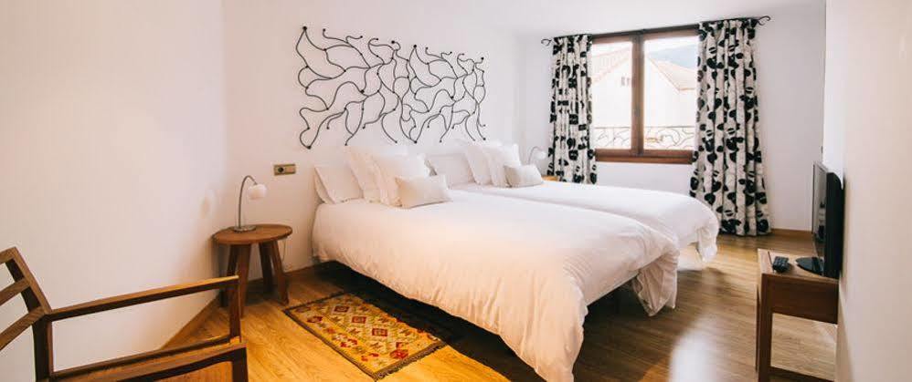 Hotel Rural Quercus Tierra Garganta De Los Montes Zewnętrze zdjęcie